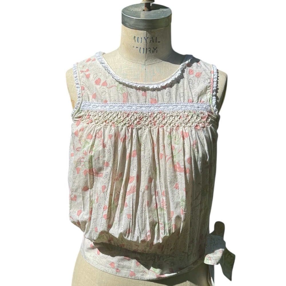 Jill Stuart Jeans floral smocked sleeveless cotton blouse with side tie. Sz 2